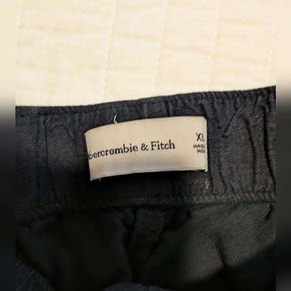 Abercrombie & Fitch Linen Set - Picture 8 of 10